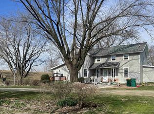 W9338 Fairwood Rd, Reeseville, WI 53579