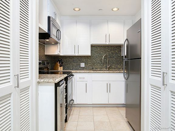 3rd image of 4082 Albatross St APT 13