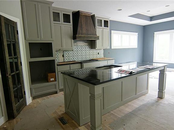 4th image of 10907 Nora Dodge Dr