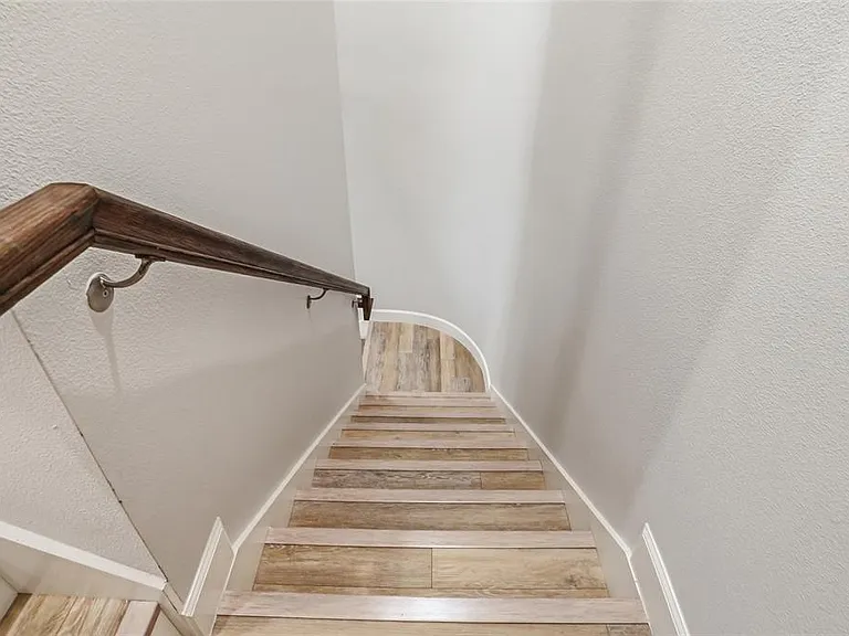 3162 Moorings Dr S — Photo 25