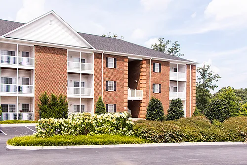 Kendall Square Apartments Photo 1