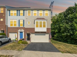 41732 Cynthia Ter, Aldie, VA 20105