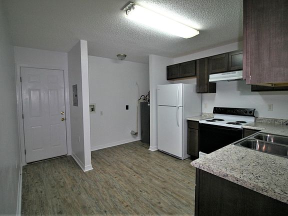 2nd image of 538 Brock Ave