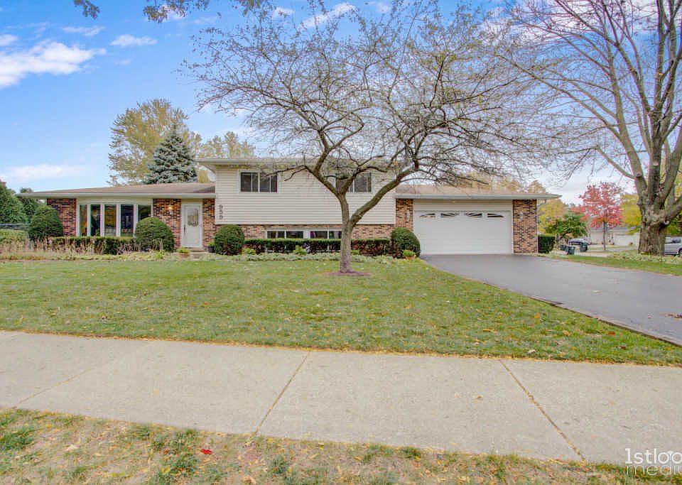 1st image of 959 N Williams Dr