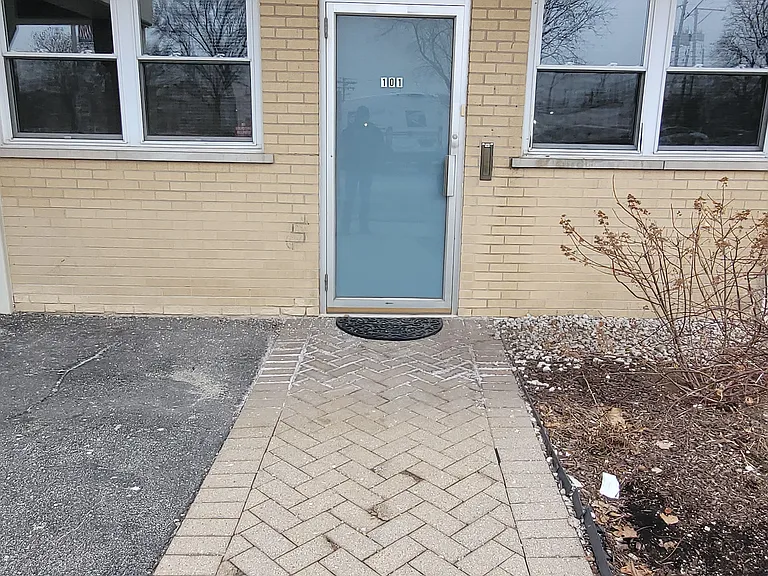 7929 W Grand Ave #101 — Photo 15