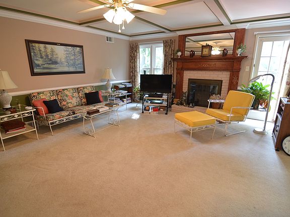 5th image of 1655 Poplar Estates Pkwy