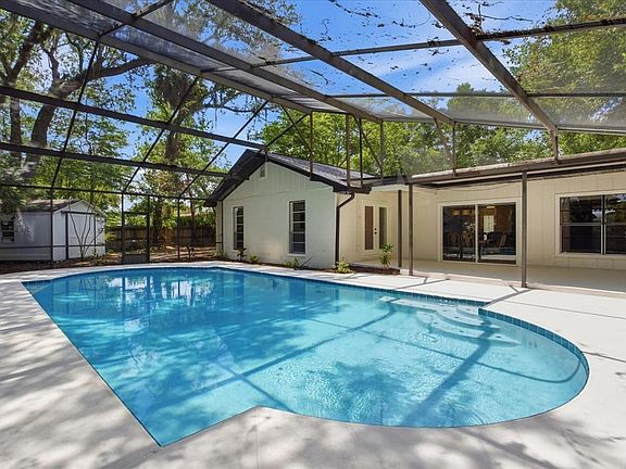 3rd image of 101 Partridge Cir
