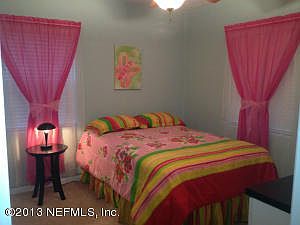 5th image of 7329 Eaton Ave