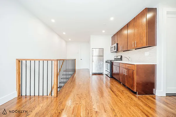 Rented by Nooklyn NYC LLC | media 13