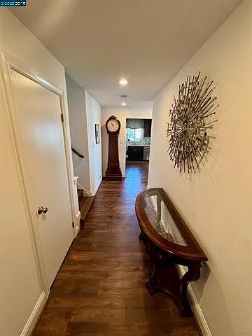 925 Corbett Ave #101 — Photo 19