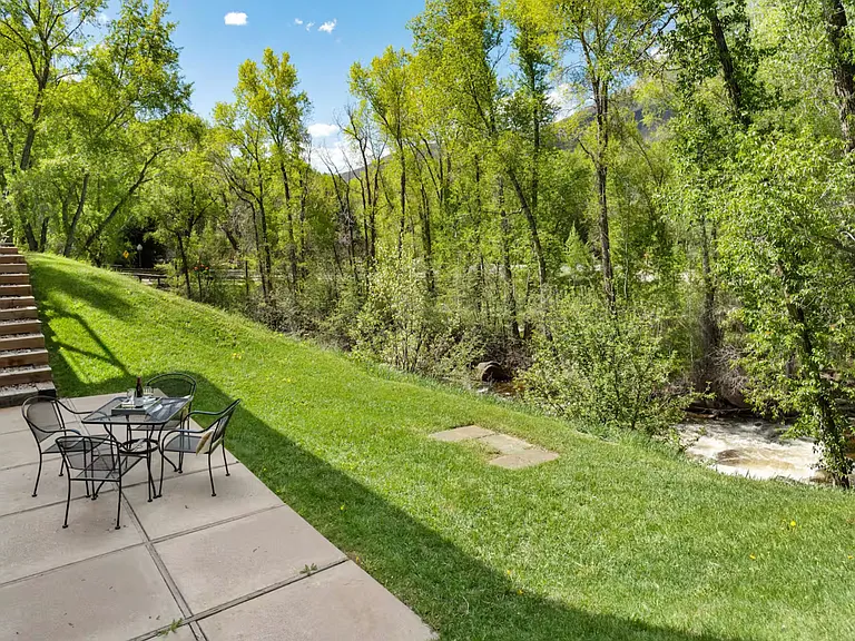 900 E Hopkins Ave #16 — Photo 20