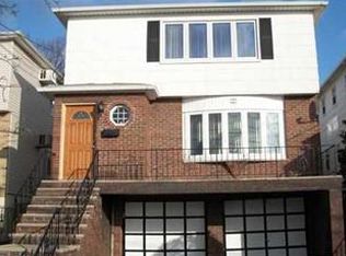 69 W 1st St, Bayonne, NJ 07002