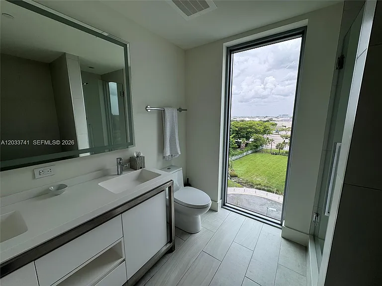 2000 Metropica Way #417 — Photo 18