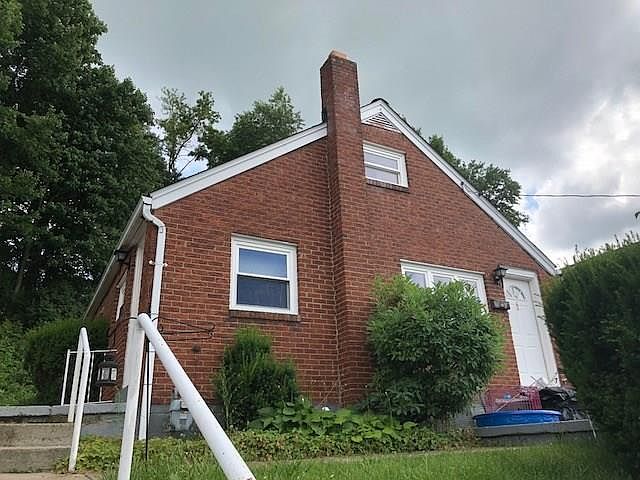 1st image of 413 Mary St