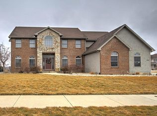 194 Raptor Ct, Forsyth, IL 62535