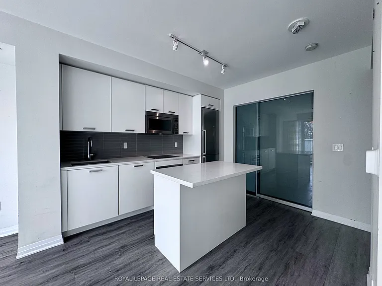 2301 Danforth Ave #408 — Photo 7
