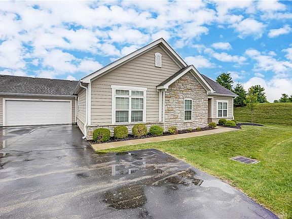 2nd image of 4744 Cobblestone Dr