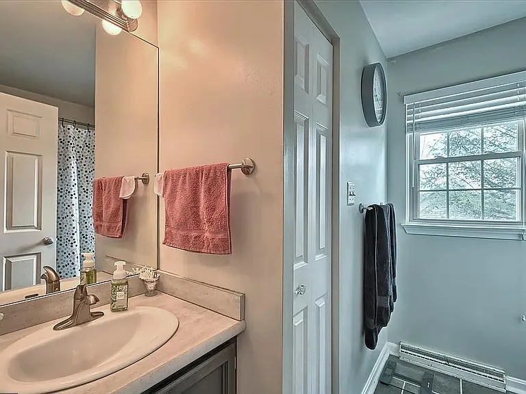 1719 Peyton Randolph Ct — Photo 12