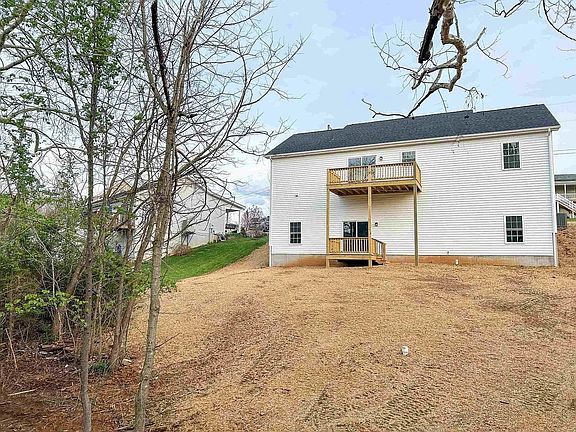 3rd image of 47 Locustdale Loop