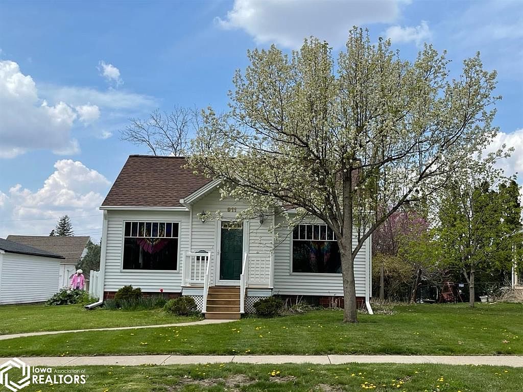 911 High St, Grinnell, IA 50112 Zillow