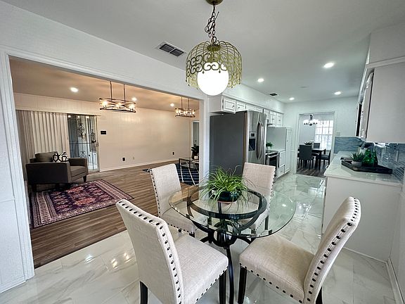 2nd image of 7027 Hunnicut Rd