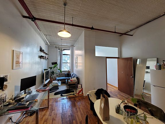 3rd image of 9 White St APT 203