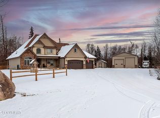 10755 N Dallas Cir, Palmer, AK 99645