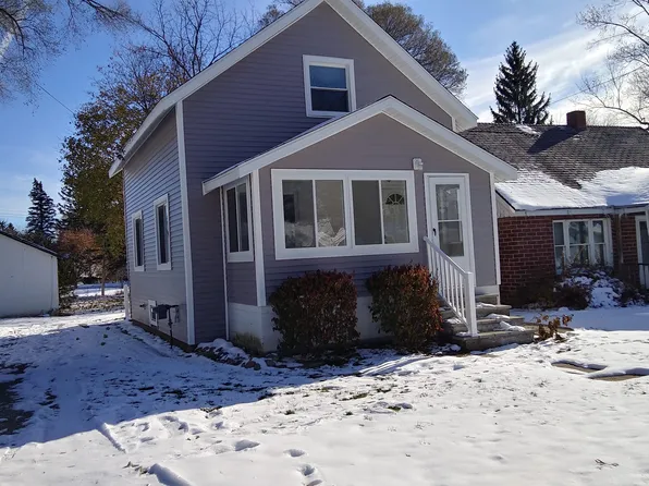 117 Gardner St, Caro, MI 48723