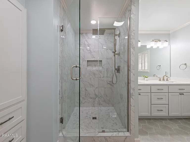 223 Stephanie Ave — Photo 15