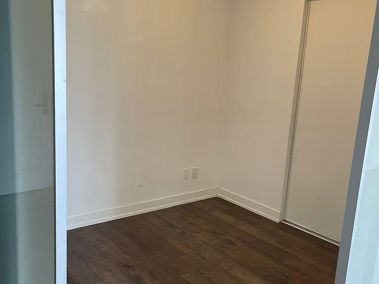 28 Wellesley St E #1203 — Photo 13