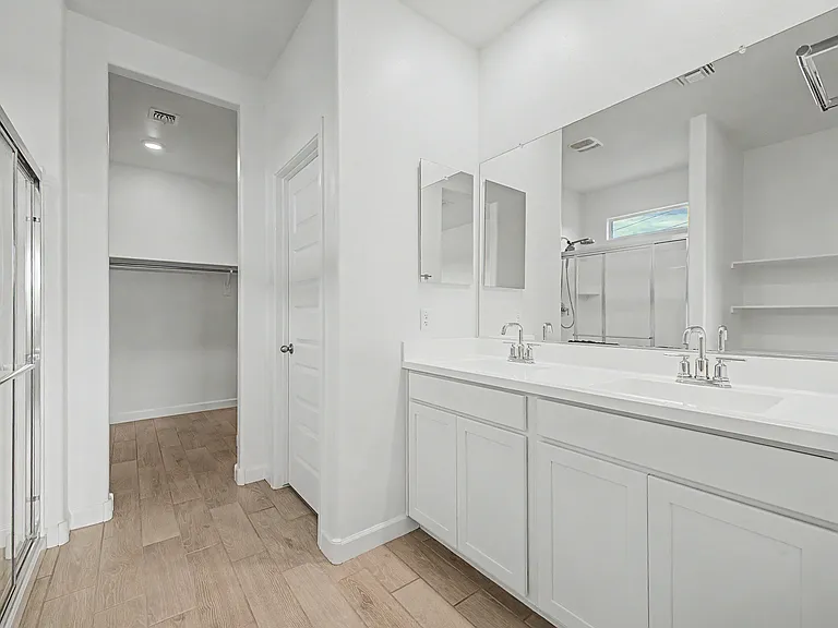 2058 S 241st Ave — Photo 17