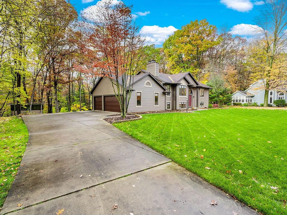 1st image of 51347 Crooked Oak Dr