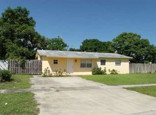 711 SW 14th Ct, Deerfield Beach, FL 33441