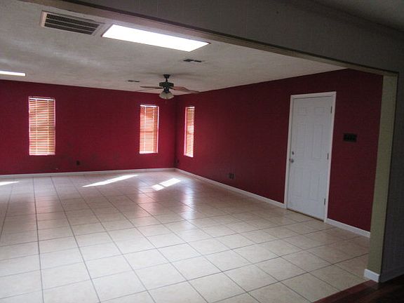 2nd image of 3770 Dumont Dr