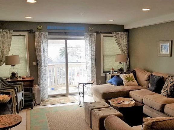 4th image of 132 Hancock Ave APT 5