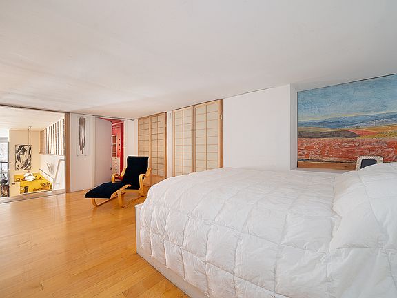 5th image of 81 Leonard St APT 3