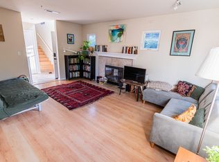 1330 Leila Ct, Santa Cruz, CA 95062