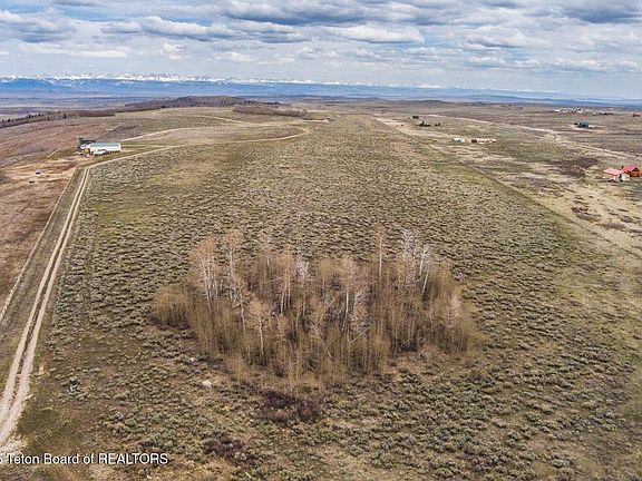 2nd image of TRACT 4 W Aspen Ridge Rd