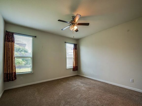 5th image of 9512 Blaine Dr