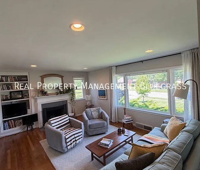 314 Sheridan Dr — Photo 9