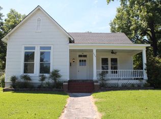 200 S Main St, Water Valley, MS 38965