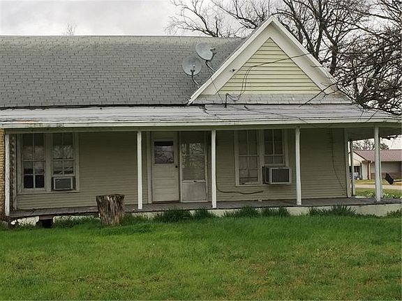 4th image of 208 Avenue B