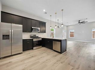 217 Pheasant St #A, Houston, TX 77018