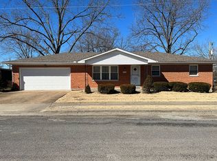 701 Market St, Evansville, IL 62242