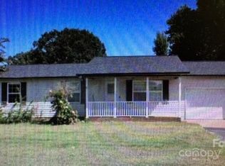 2039 Shuford Rd, Lincolnton, NC 28092