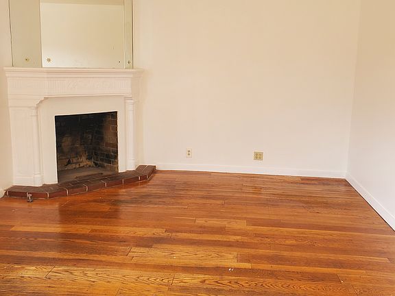 2nd image of 612 Randolph St