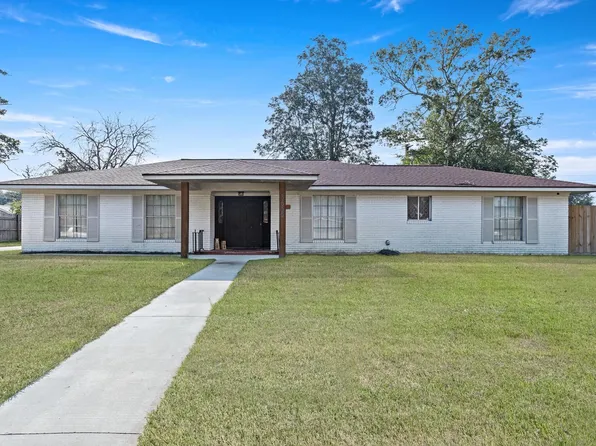 3655 Crestwood Dr, Beaumont, TX 77706