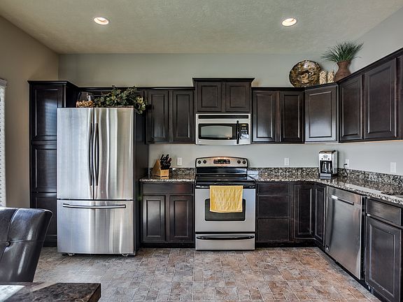 3rd image of 5101 S 195th Cres