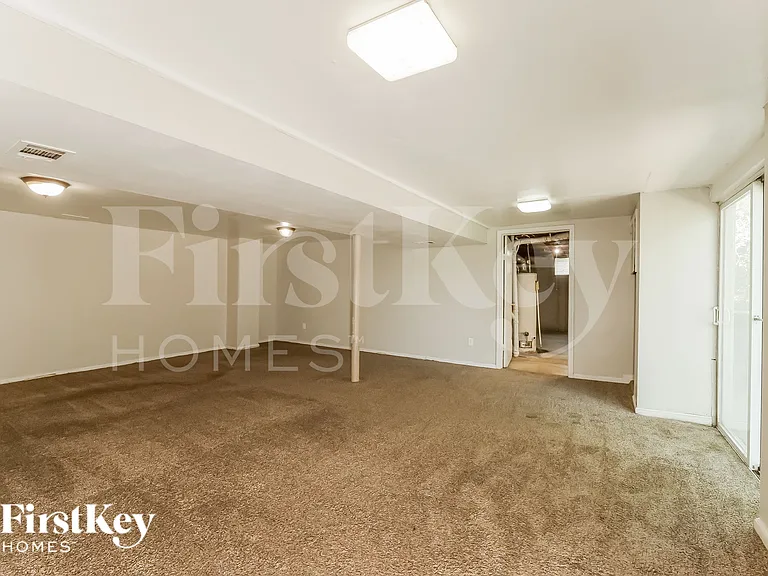 9807 Drury Ave — Photo 16