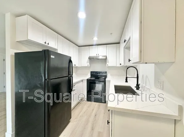 7041 S 116th Pl Unit 203, Seattle, WA 98178